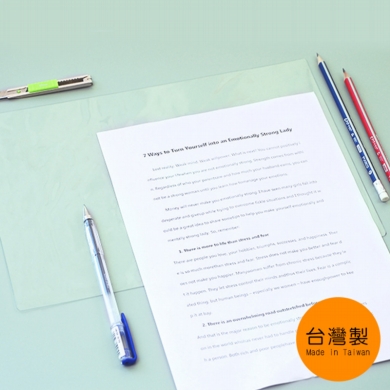 經典文具重出江湖✨8K 學生透明桌墊